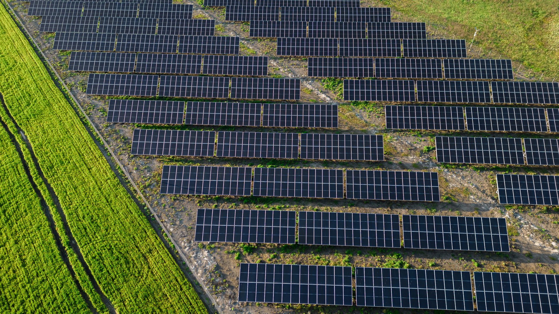 Are solar panels heavy