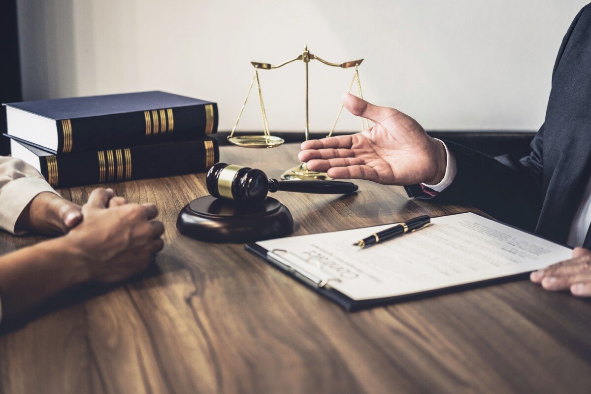 Attorney lead service pricing models