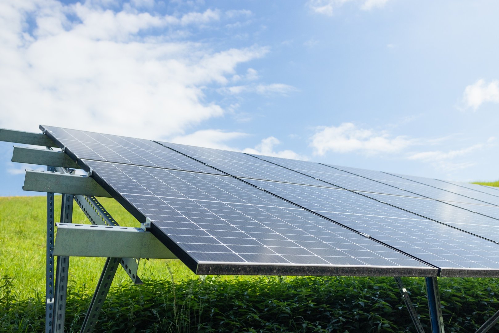 Average electric bill in California with solar panels