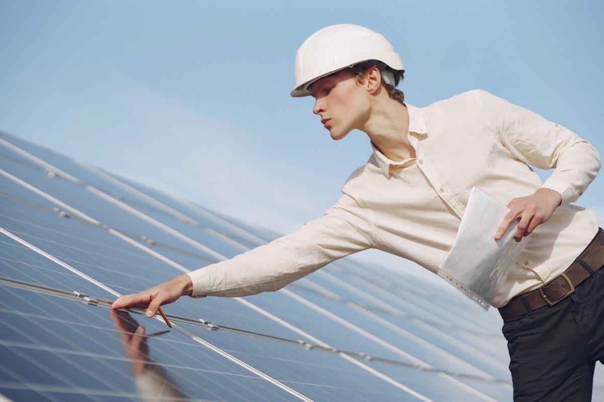 Best Solar Batteries for Home Use