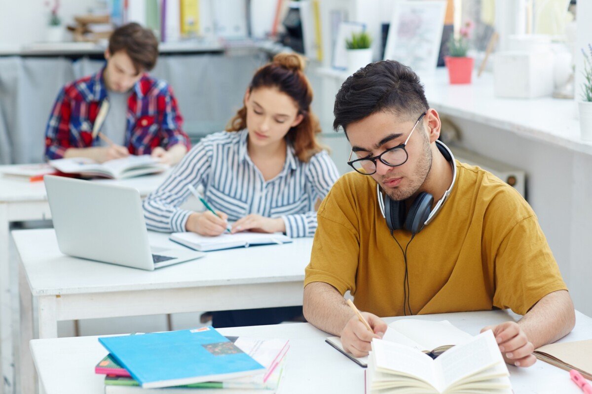college transfer deadlines for fall 2024