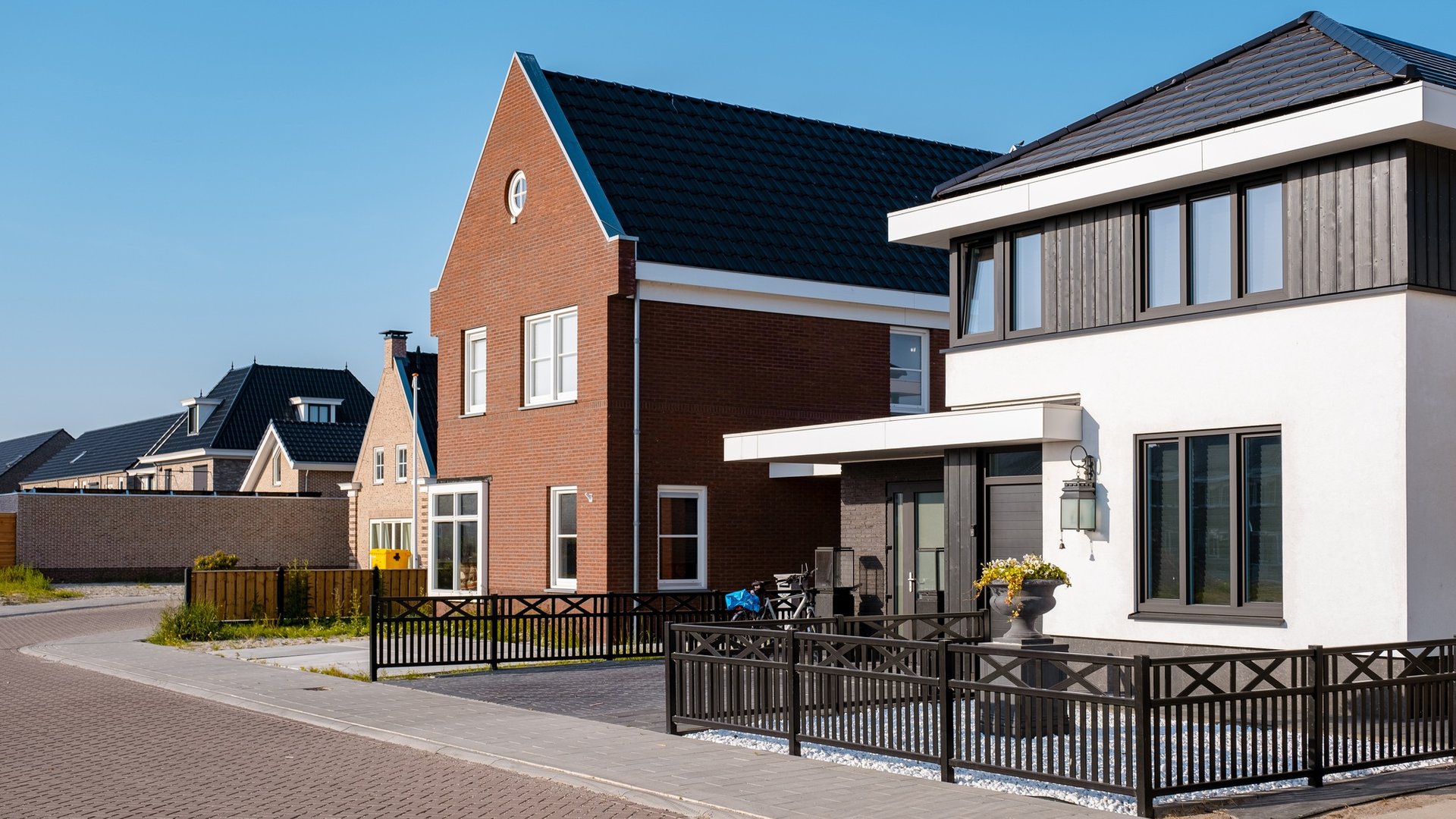 Commercial solar panel costs