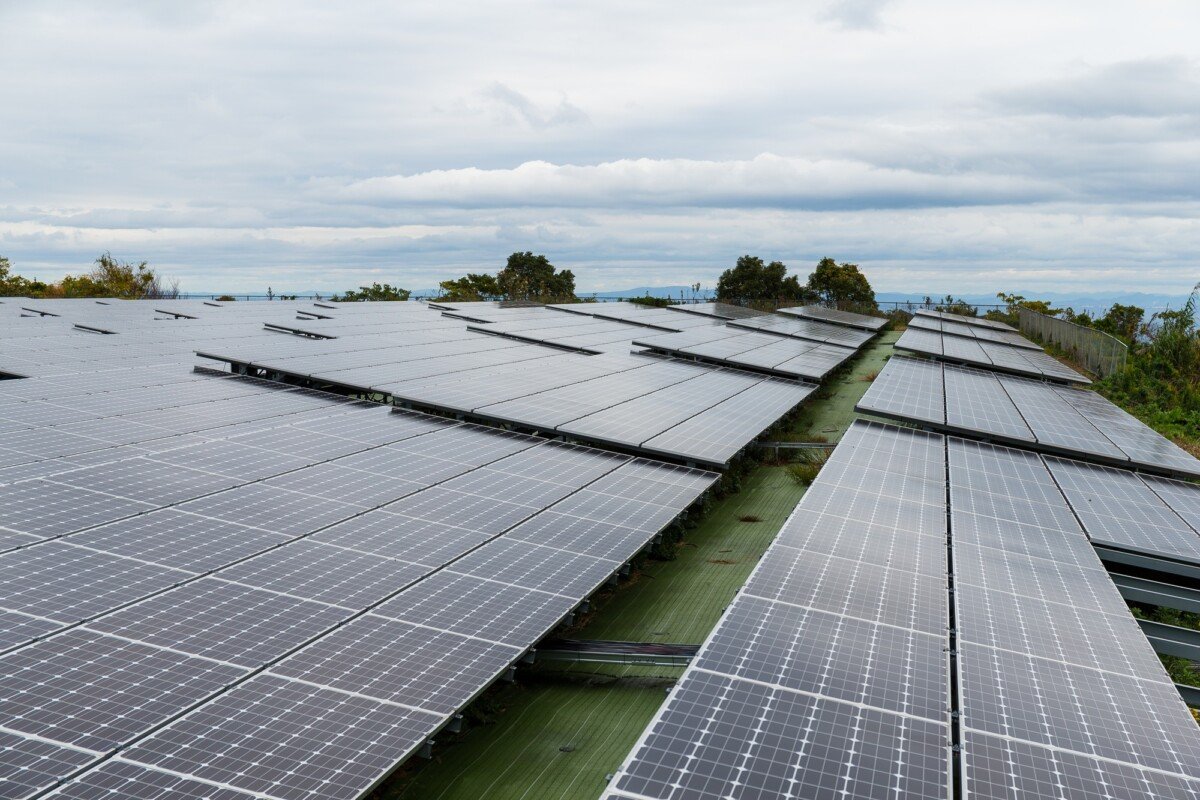 Commercial solar panel installers