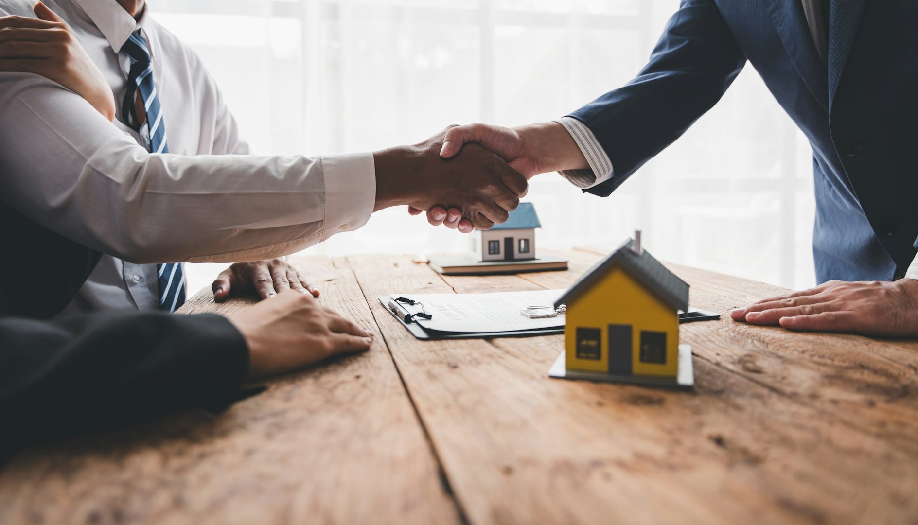difference between modular and manufactured home modular vs manufactured home prefab home vs mobile home factory-built home differences