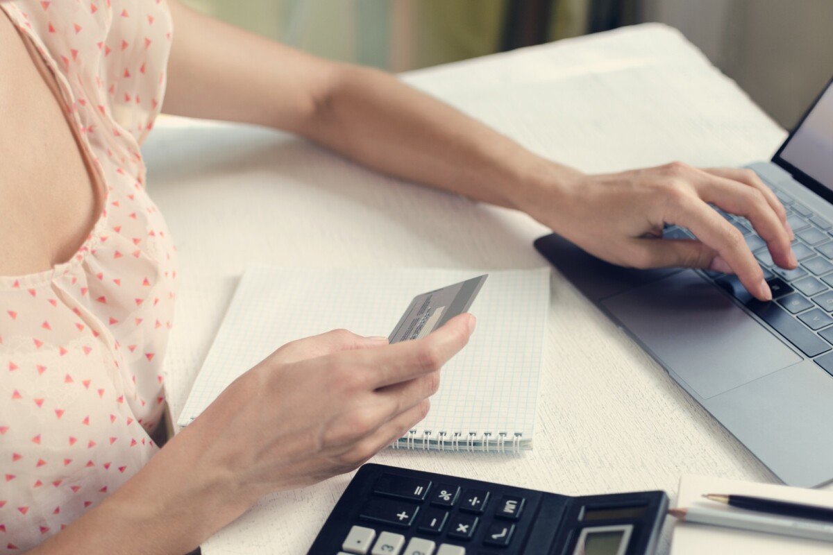 Monthly EMI vs. Minimum Credit Card Payment