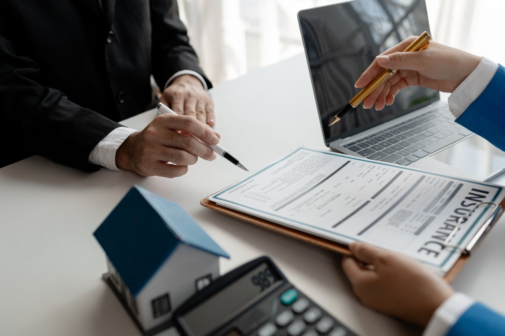 Guaranteed issue life insurance policy