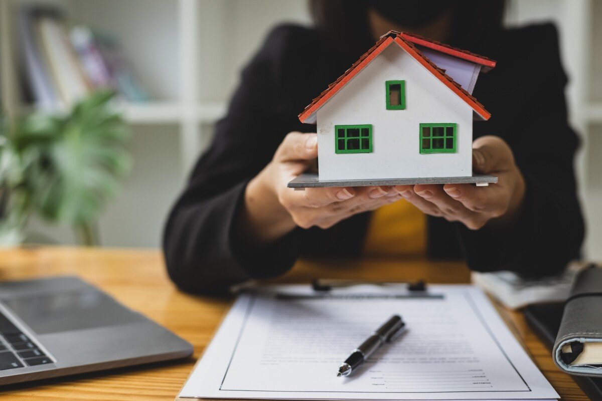 Home insurance requirements for new homeowners