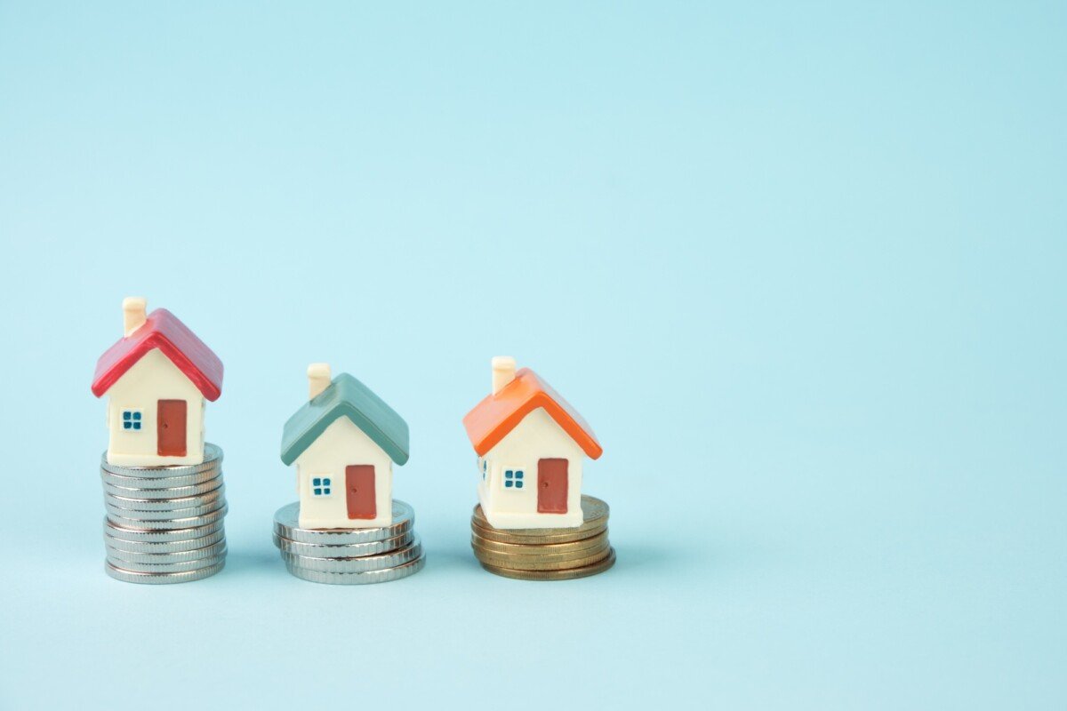Is it compulsory to take home loan insurance?
