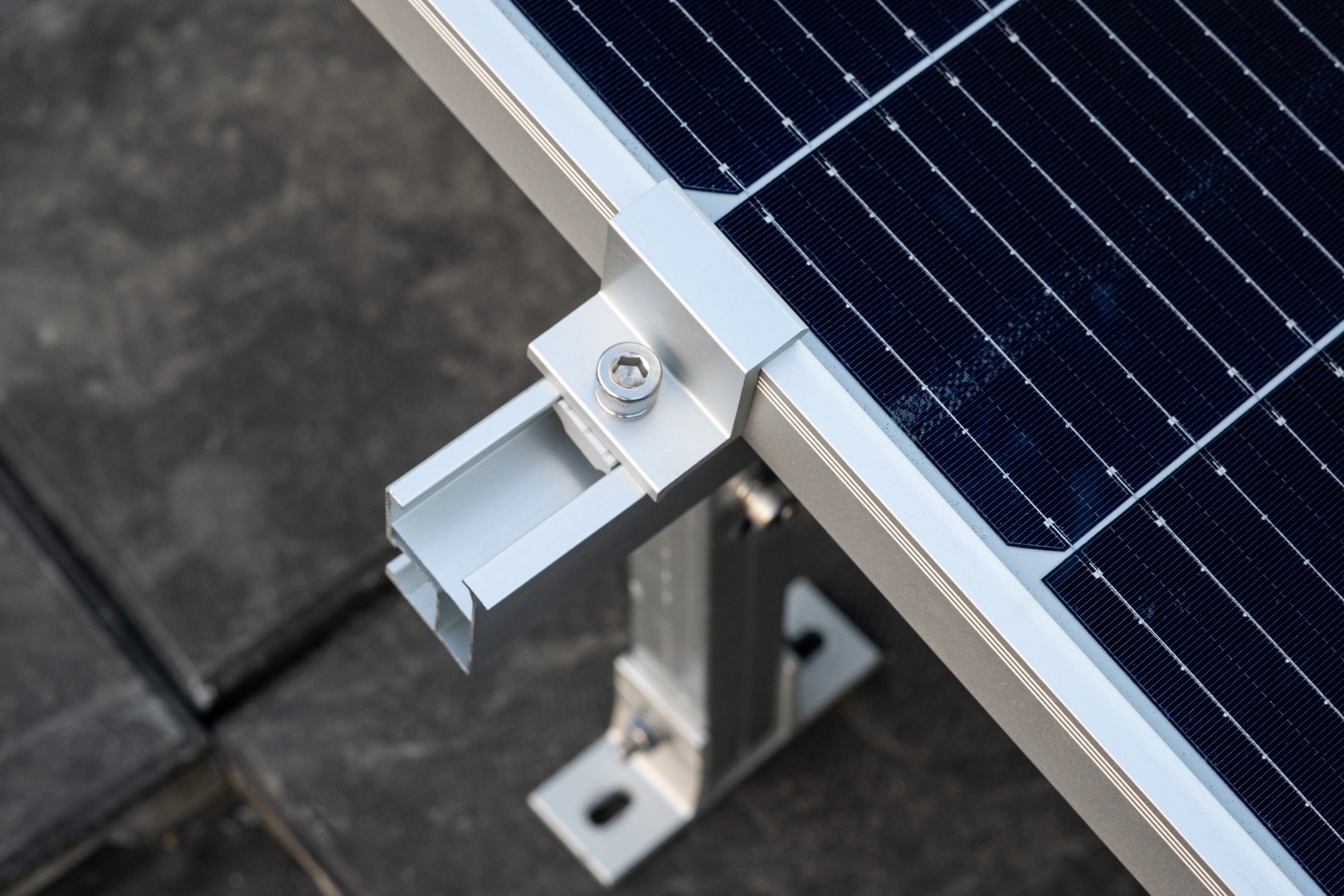 How do I know my solar panels are working