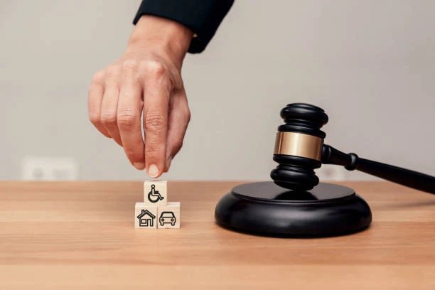 how much can a disability lawyer charge