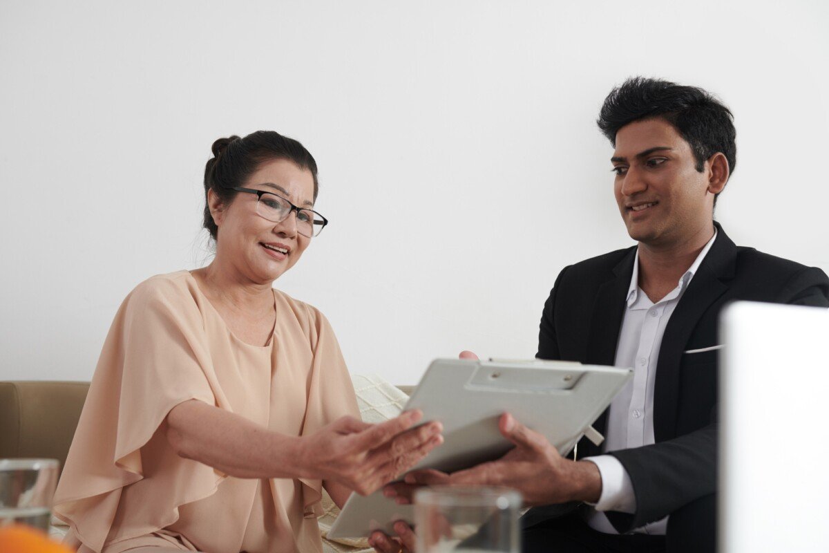 Which Life Insurance policy gives the highest returns?
