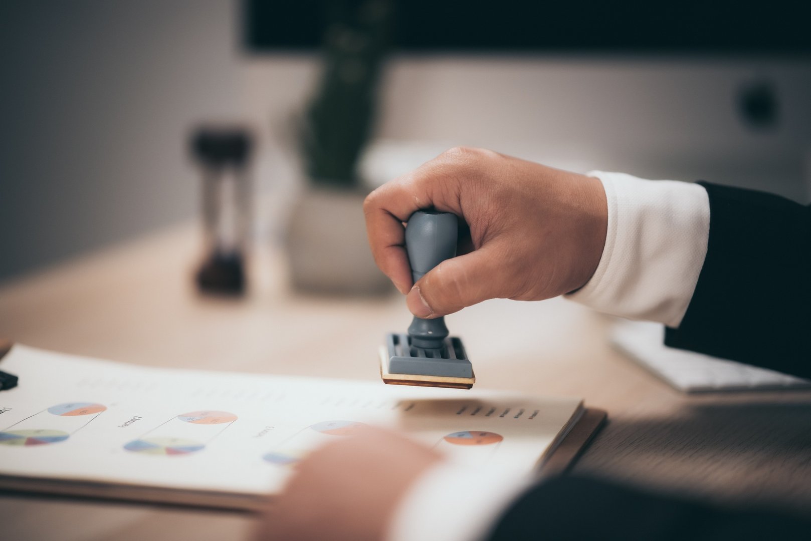 Loan Contract Fraud Detection Tips