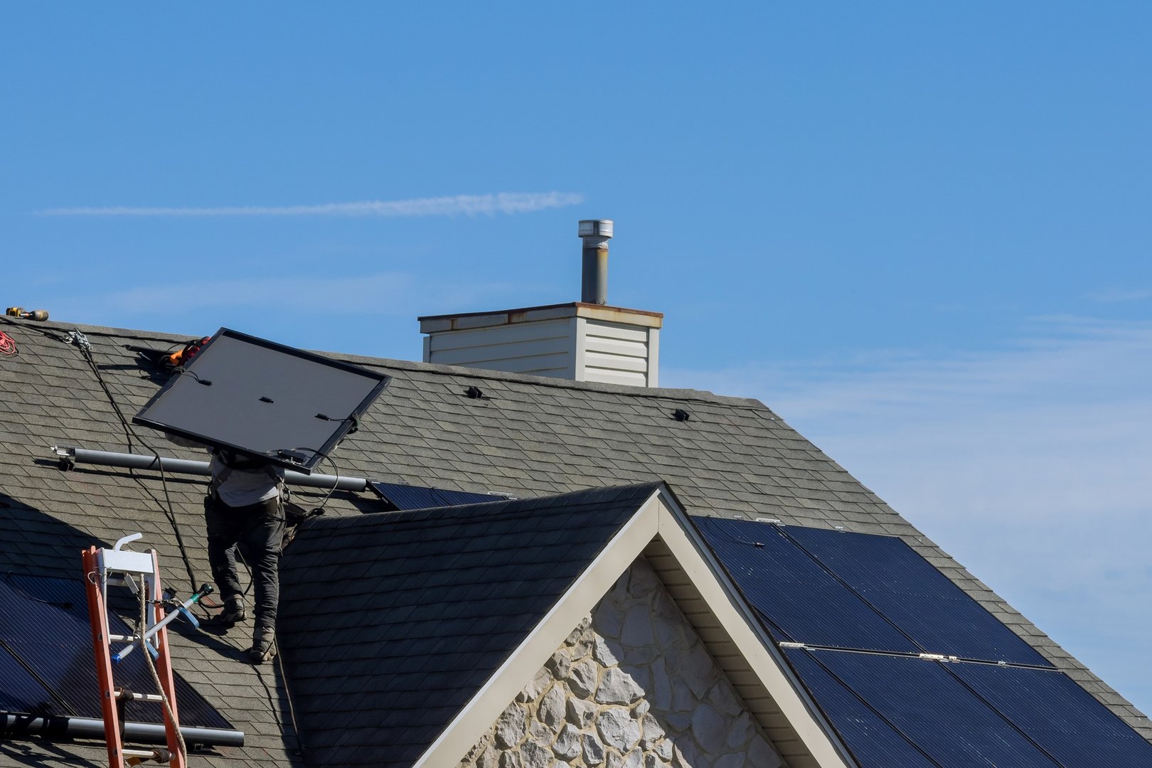 LONGi solar panel reviews
