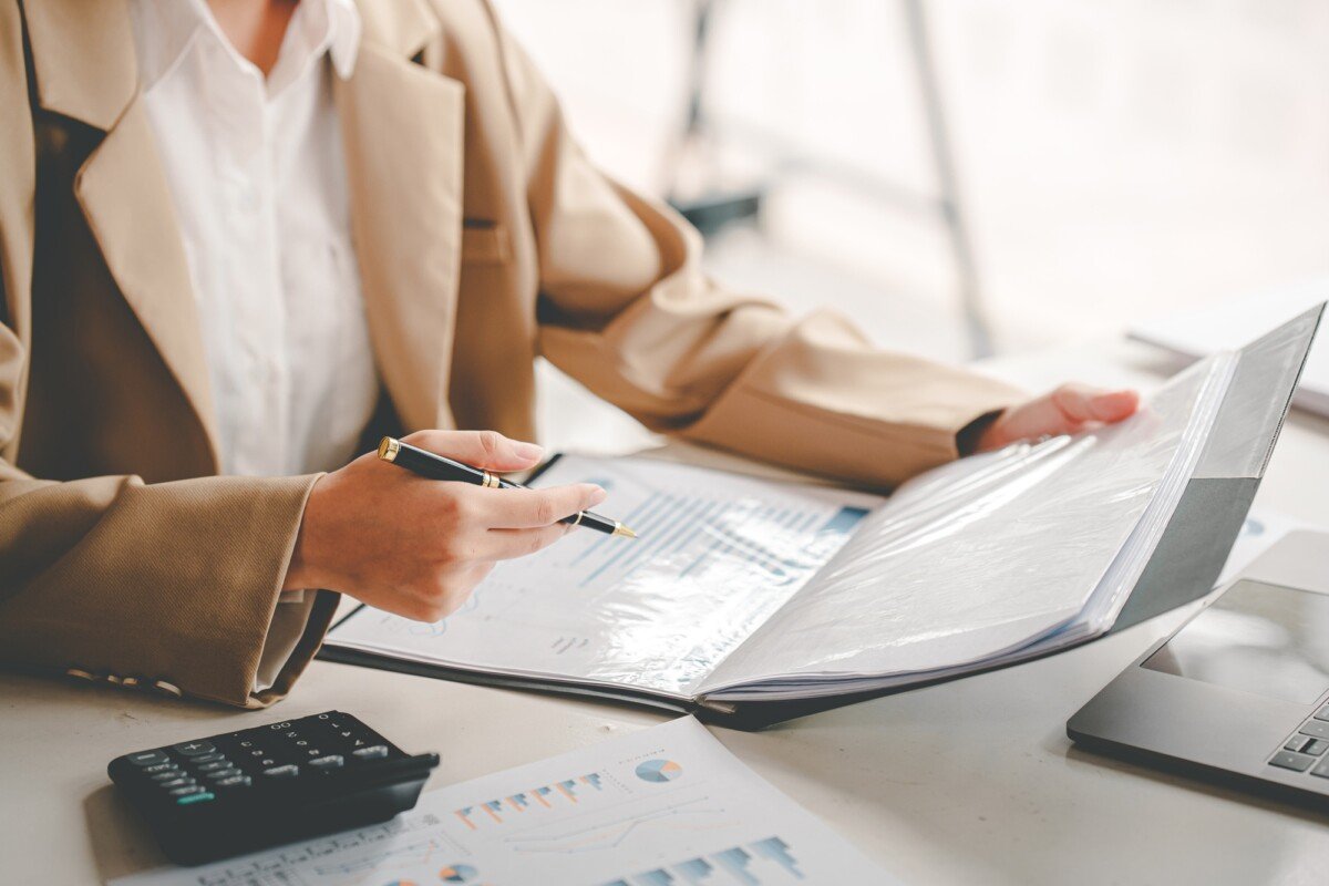 How to Get the Lowest Loan Interest Rates