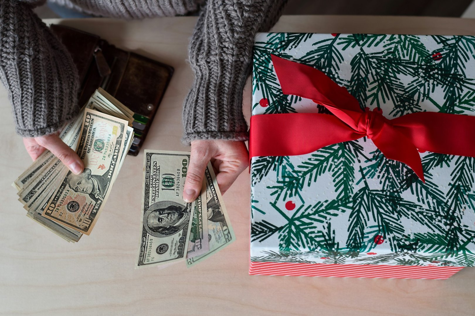 Woman payday loans colorado springspaying cash for Christmas present