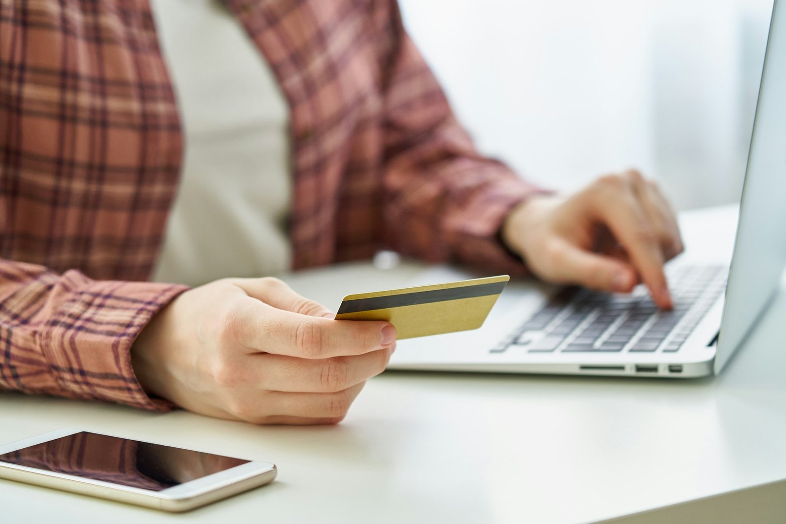 payday loans that accept debit cards