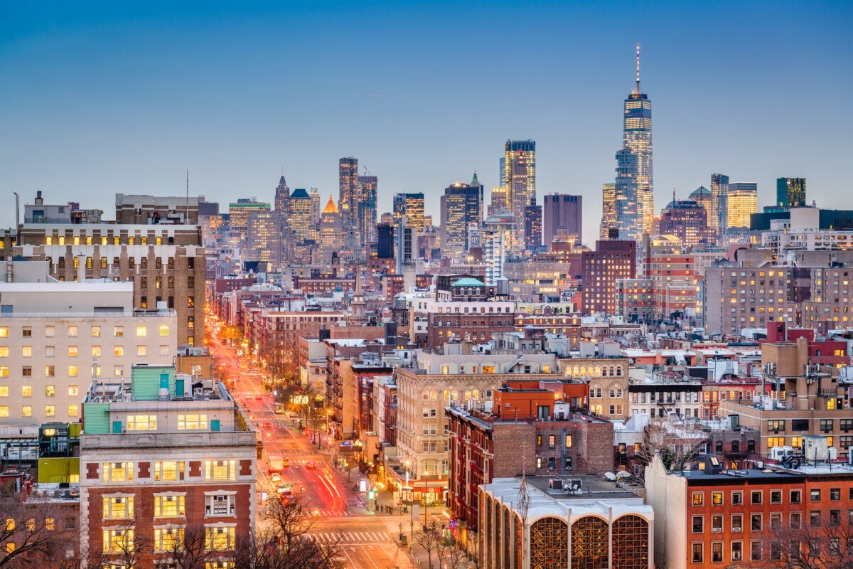 New York, New York cityscape at dusk