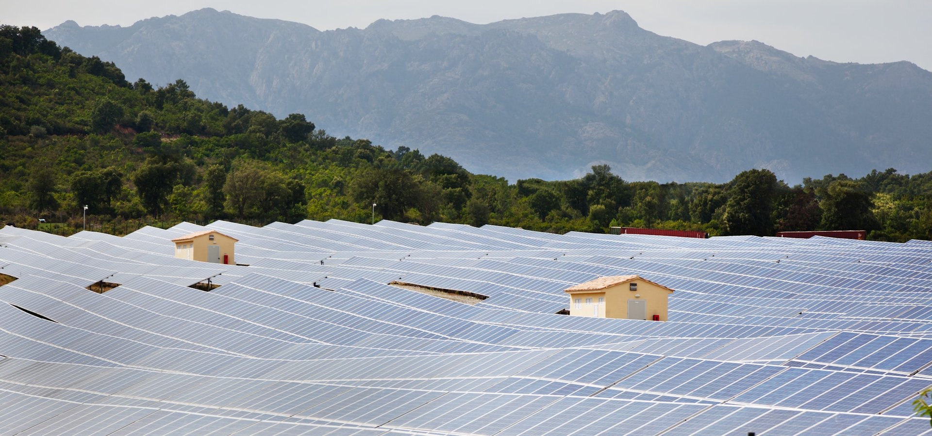 solar panel to run air conditioner