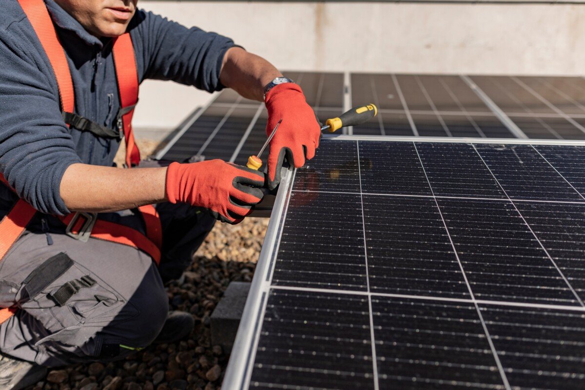 Do Solar Panels Work In Winter