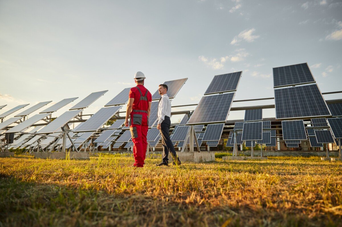 Can solar panels be removed and reused?