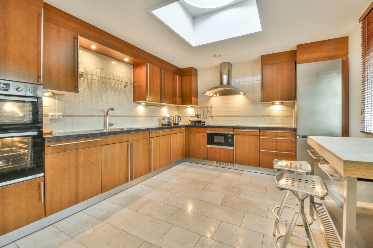 Bright kitchen design