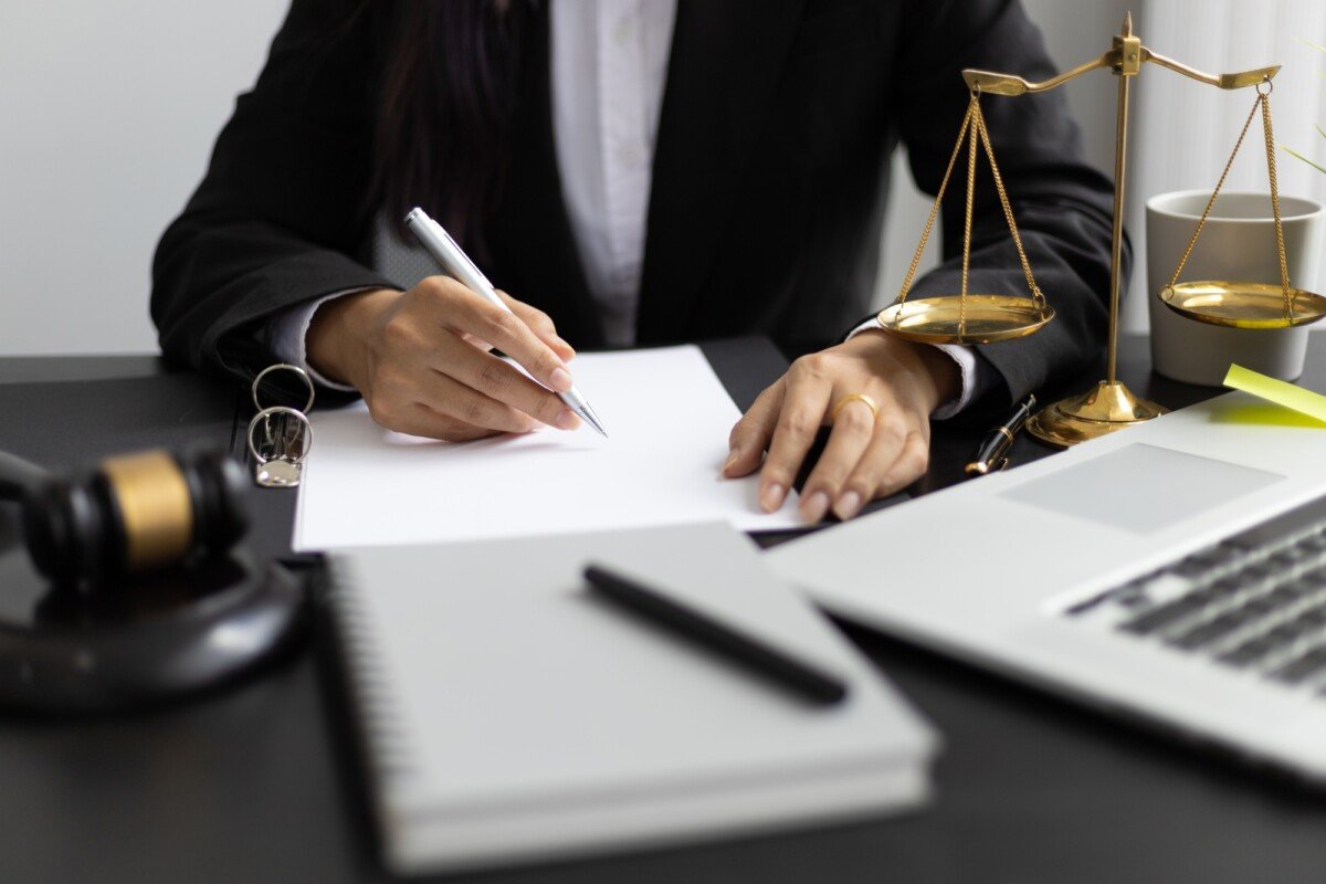 What to look for in a divorce attorney