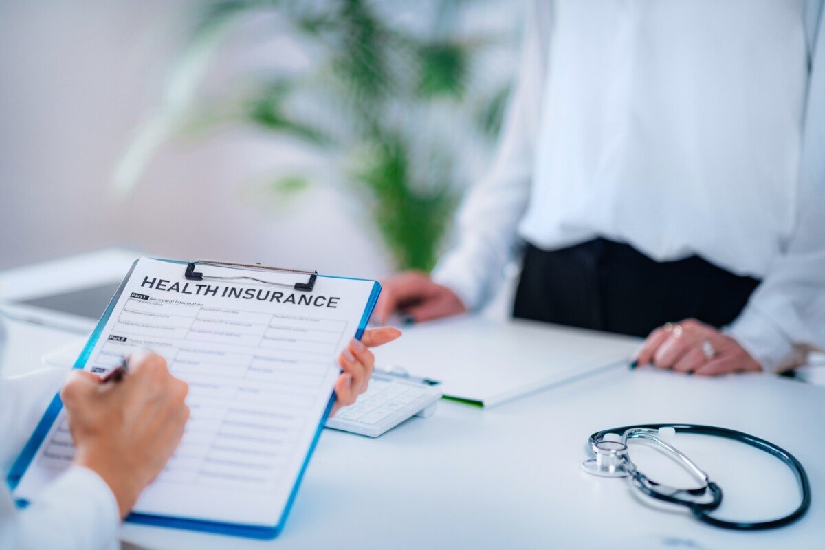 universal life insurance vs term