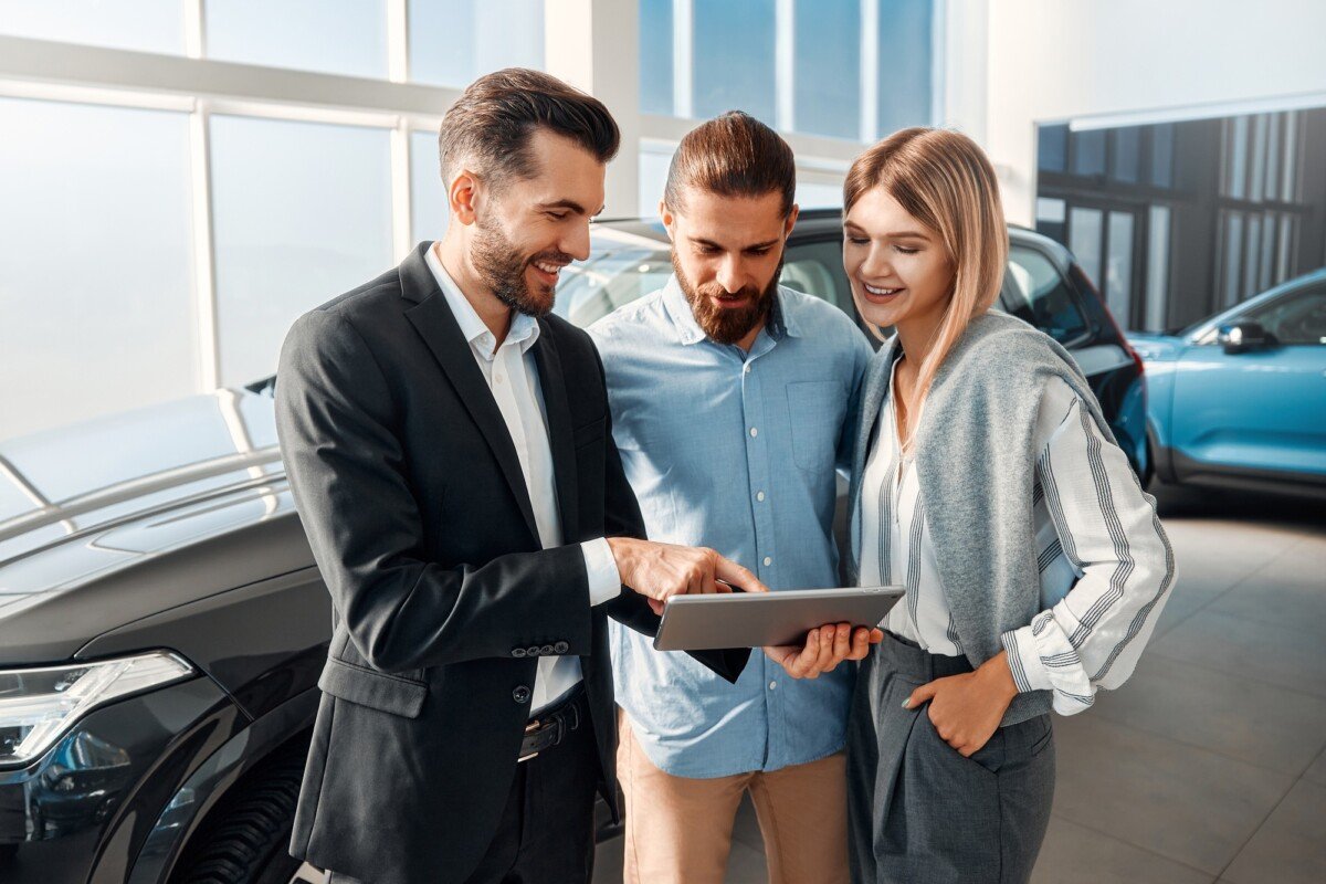How long does a traffic violation stay on your insurance record?