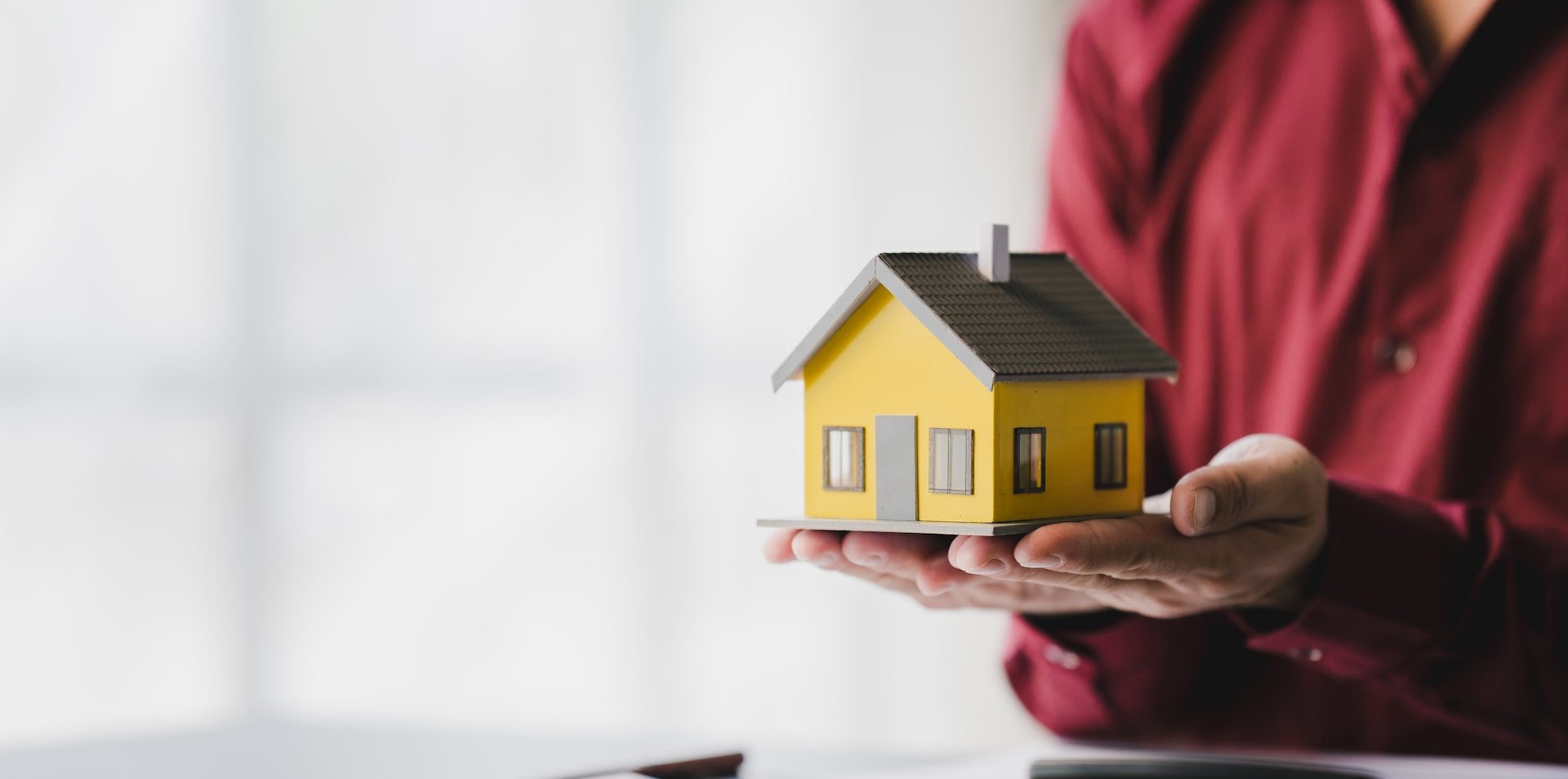 what is a home equity loan vs mortgage loan
differences between home equity and mortgage
comparing HELOC and mortgage
benefits of home equity loan