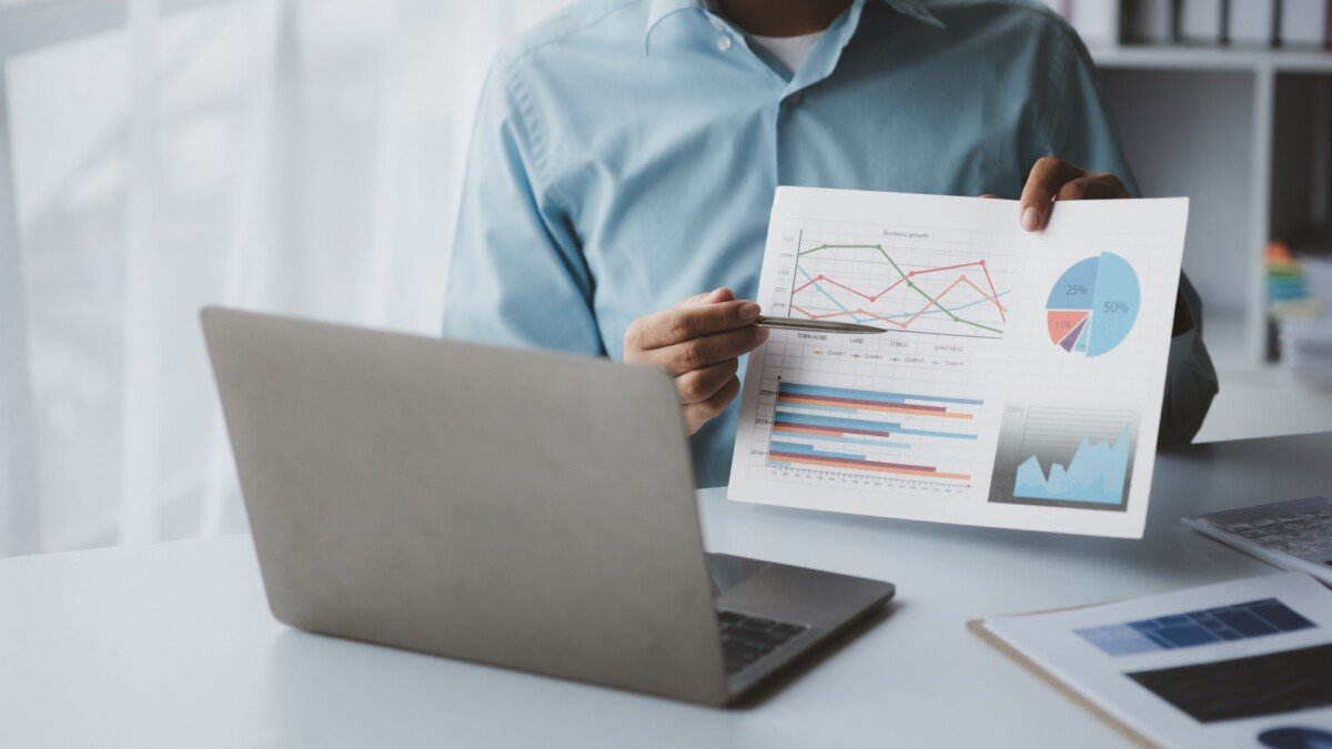 accredited online college business degree