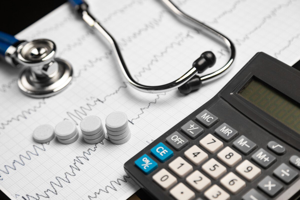 are health insurance premiums tax deductible