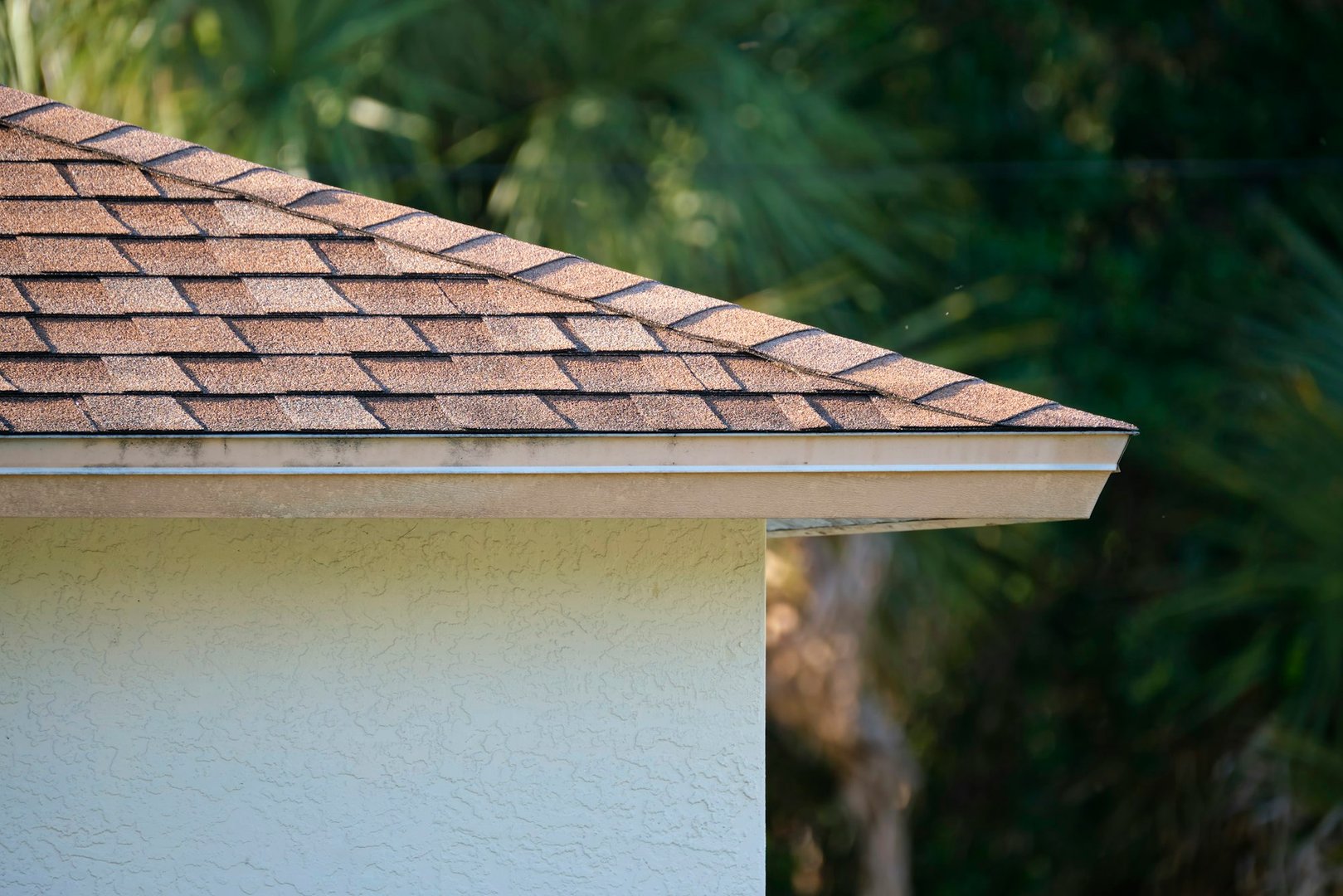 Asphalt shingles in Vermont