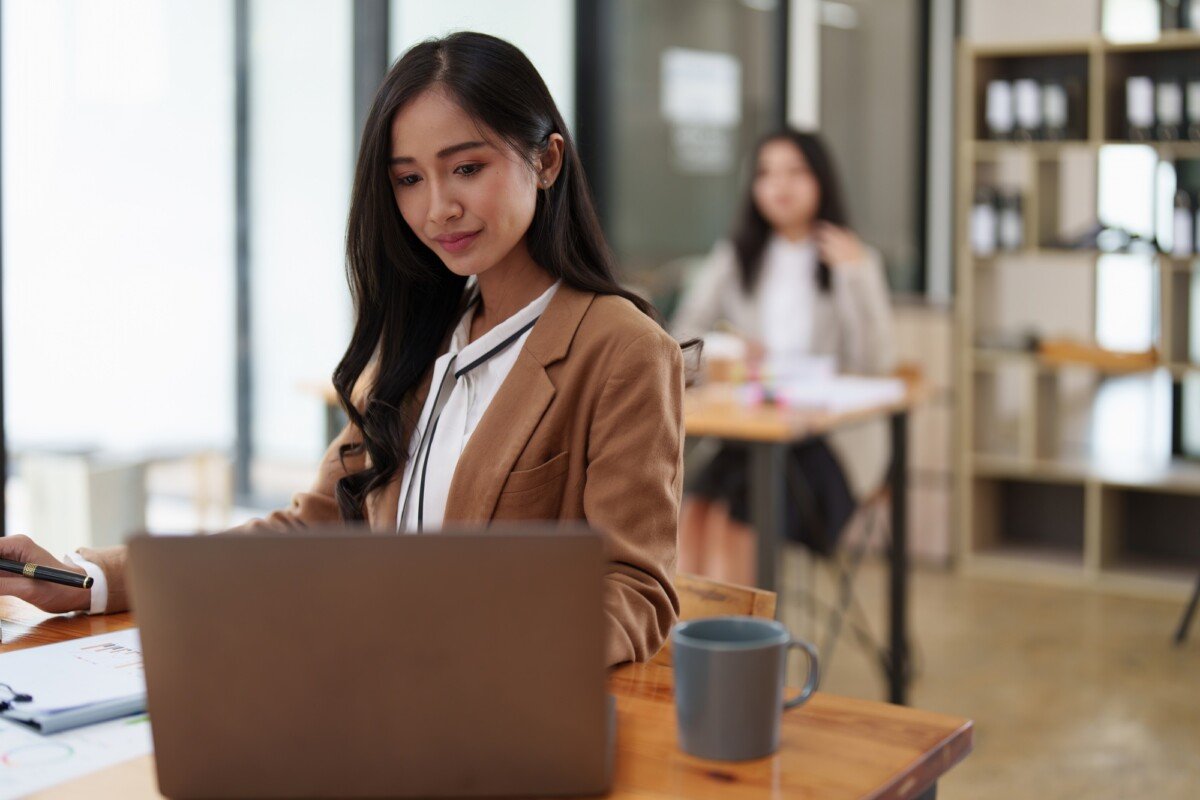 Associates degree online community college