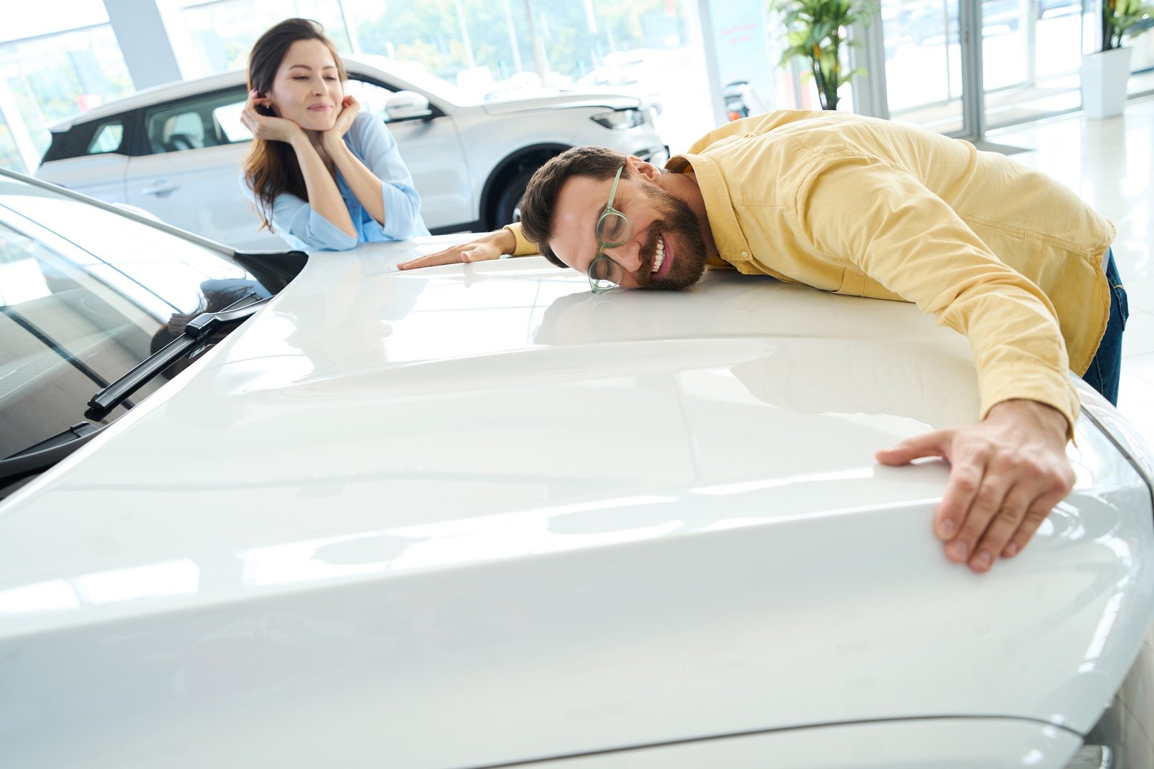 Auto insurance with OEM replacement coverage