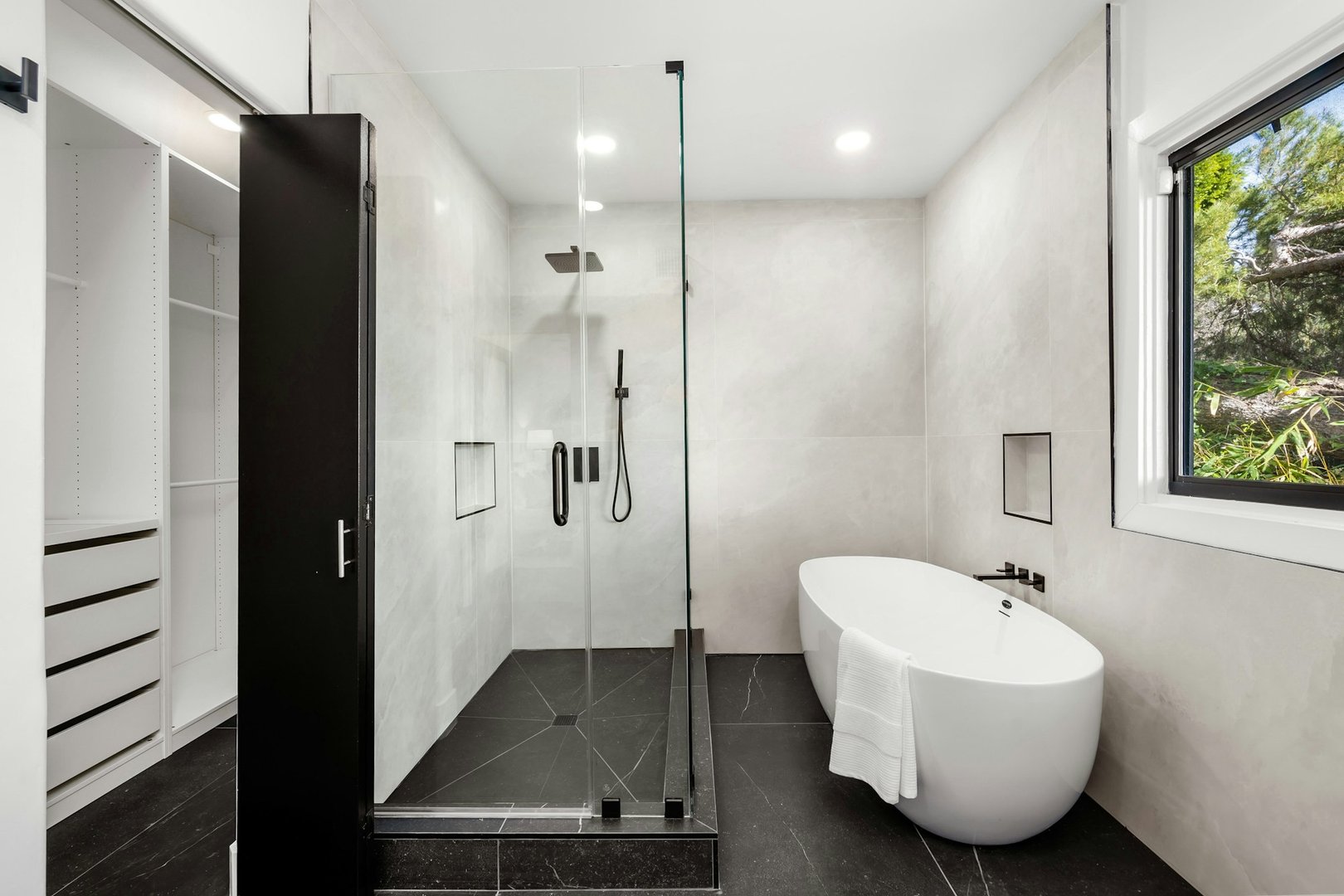 bathroom remodel in lincoln