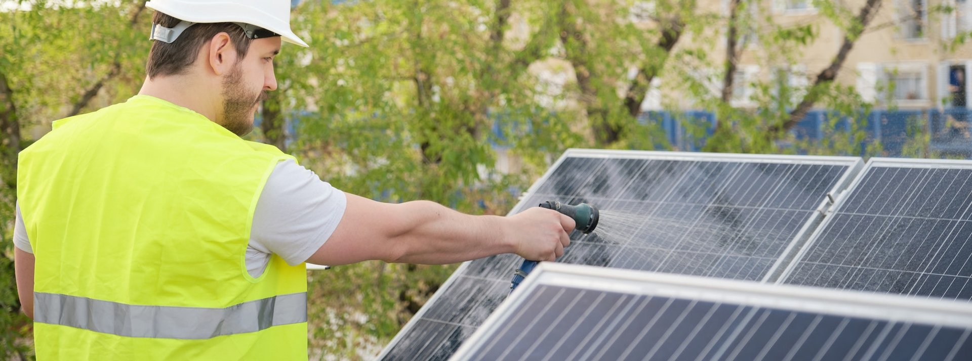 Benefits of Cleaning Solar Panels