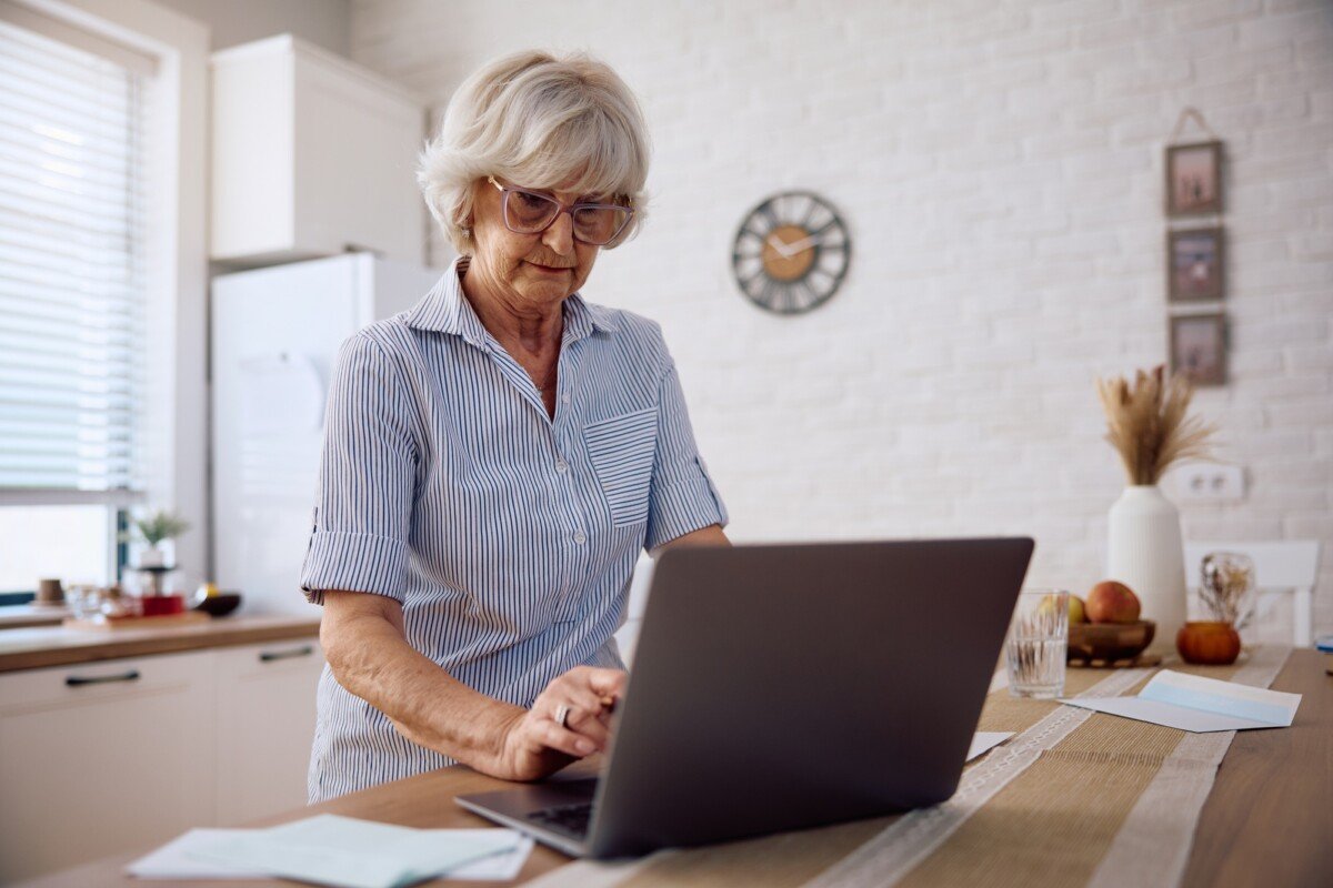 which medicare plan is best for seniors