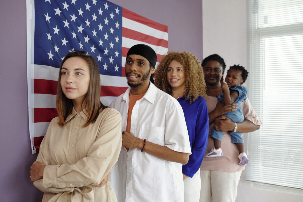 can illegal immigrants get health insurance
