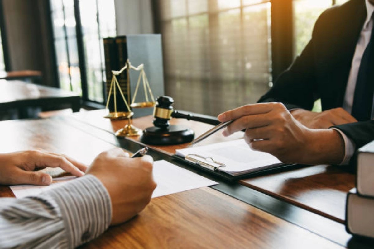 Can You File Bankruptcy Without a Lawyer? Know the Truth