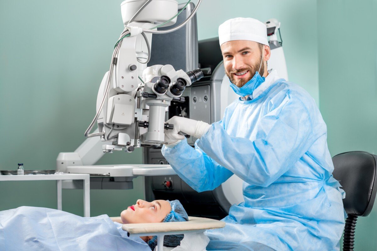 will medicare pay for cataract surgery