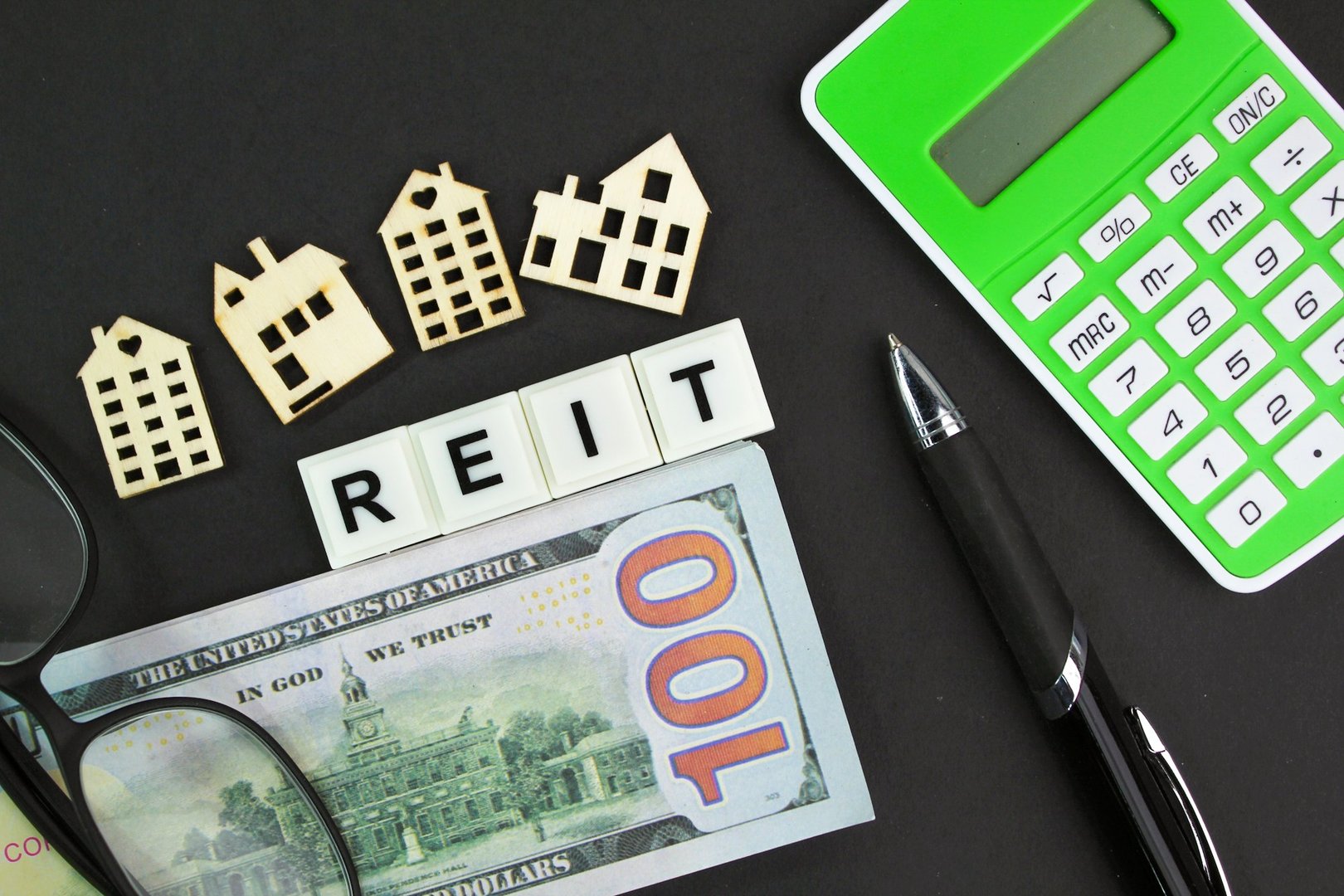 difference between fha and conventional loan