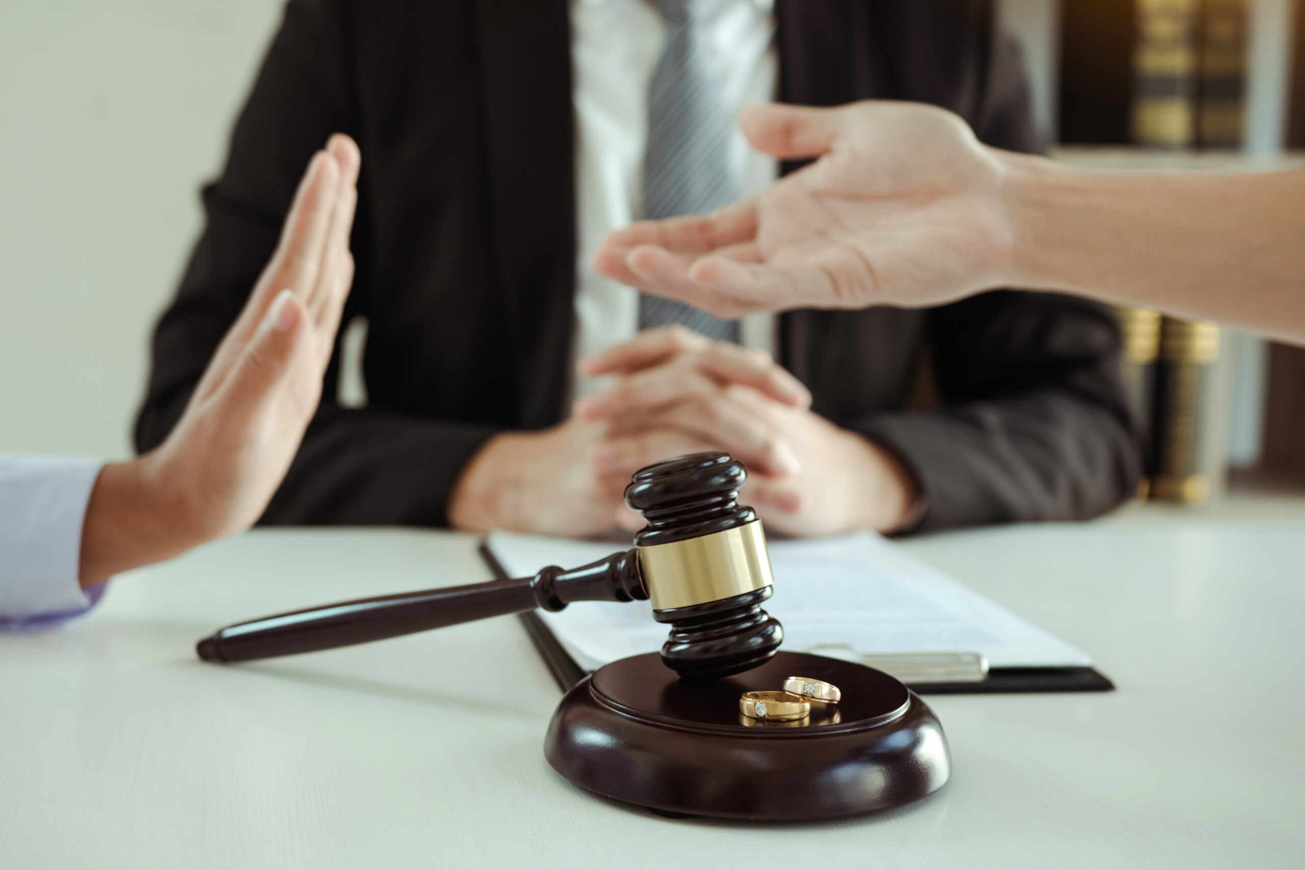 Court-Ordered Health Insurance After Divorce: A Comprehensive Guide