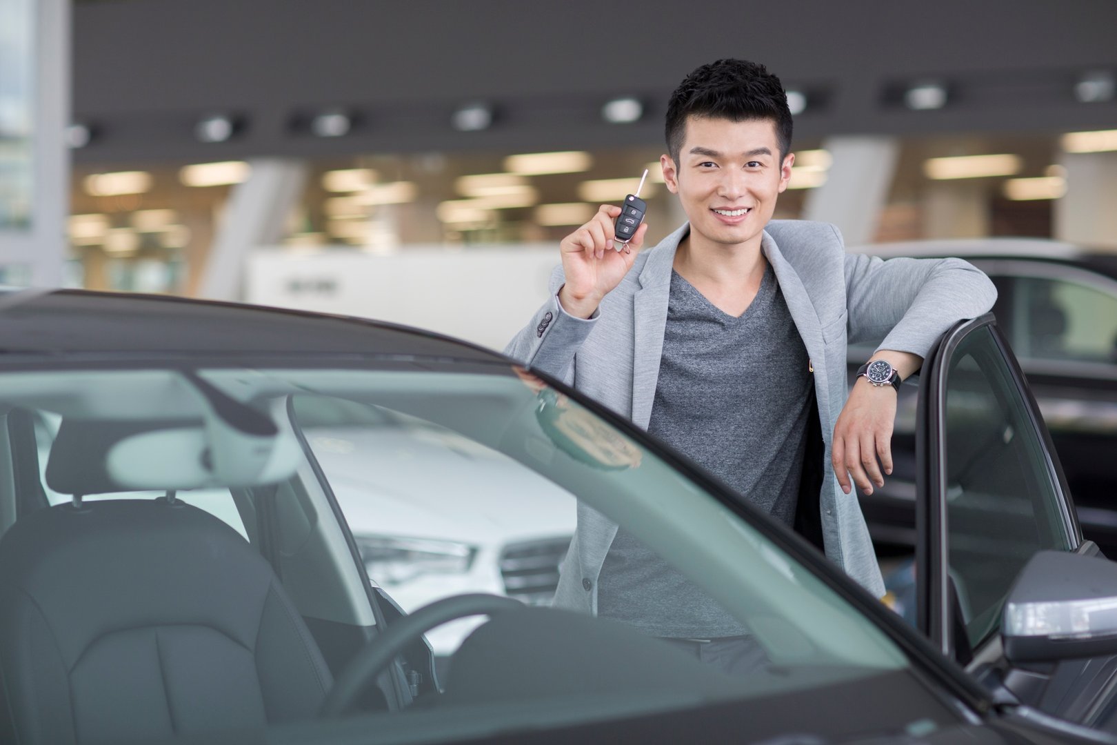 Do auto insurance policies cover weather damage?