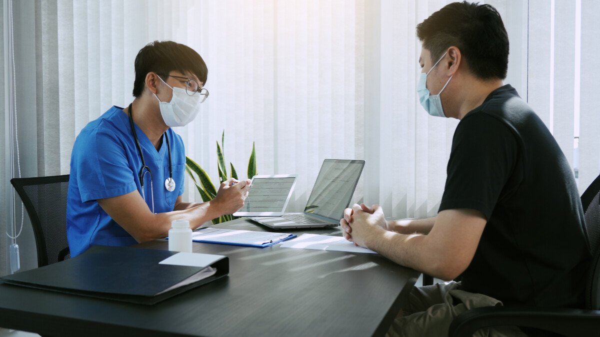 do employers have to offer health insurance