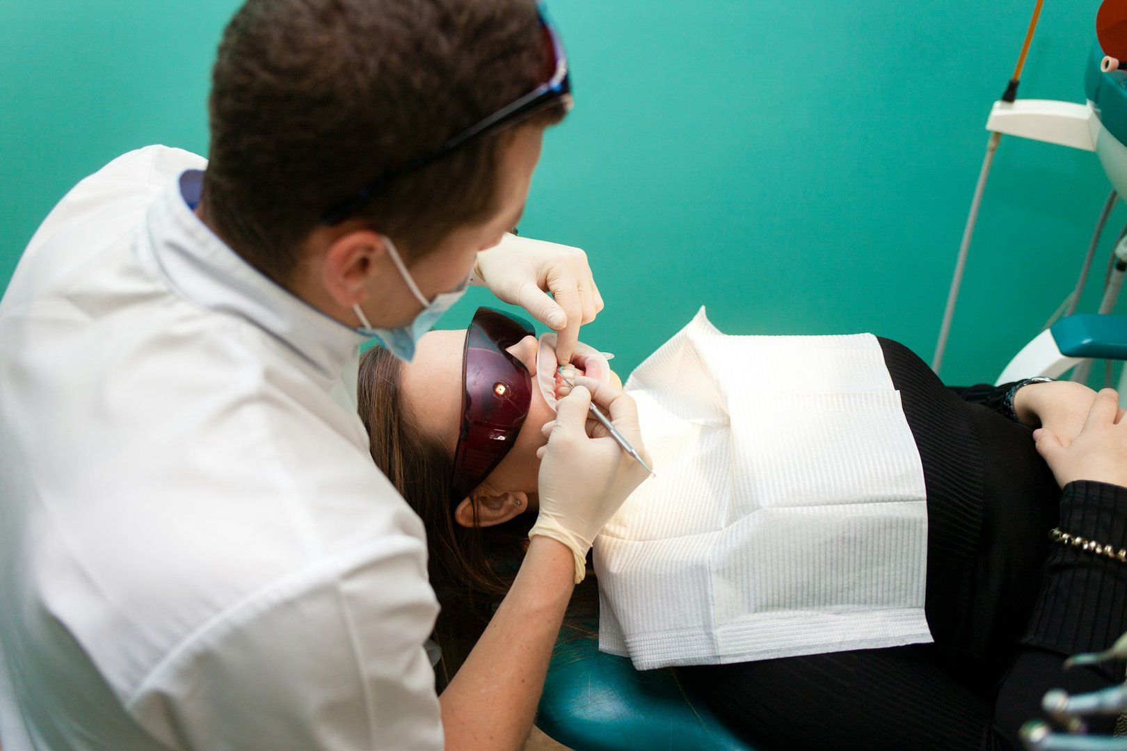 Does Medicare cover Dentures