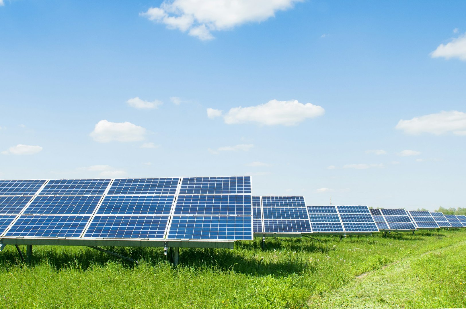 Earnings from 1 Acre of Solar Panels