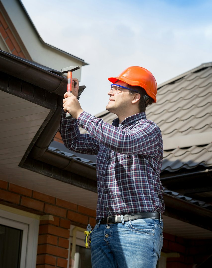 Emergency roof repair in Michigan