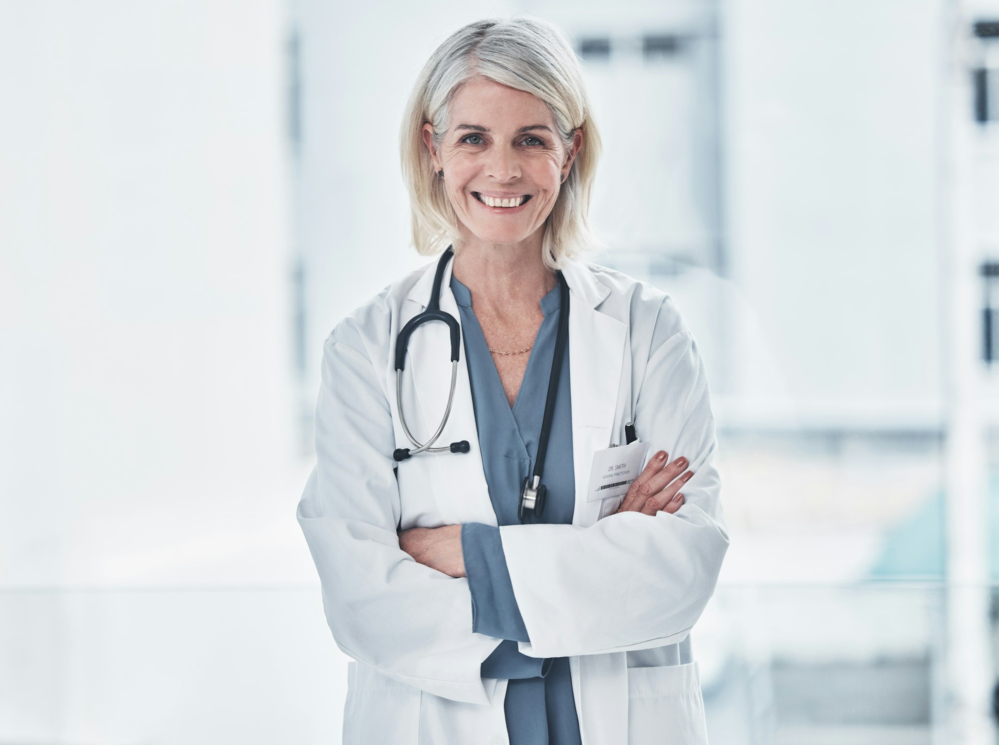 Searching for Female Primary Care Doctors Near Me? Here’s How to Find the Right One