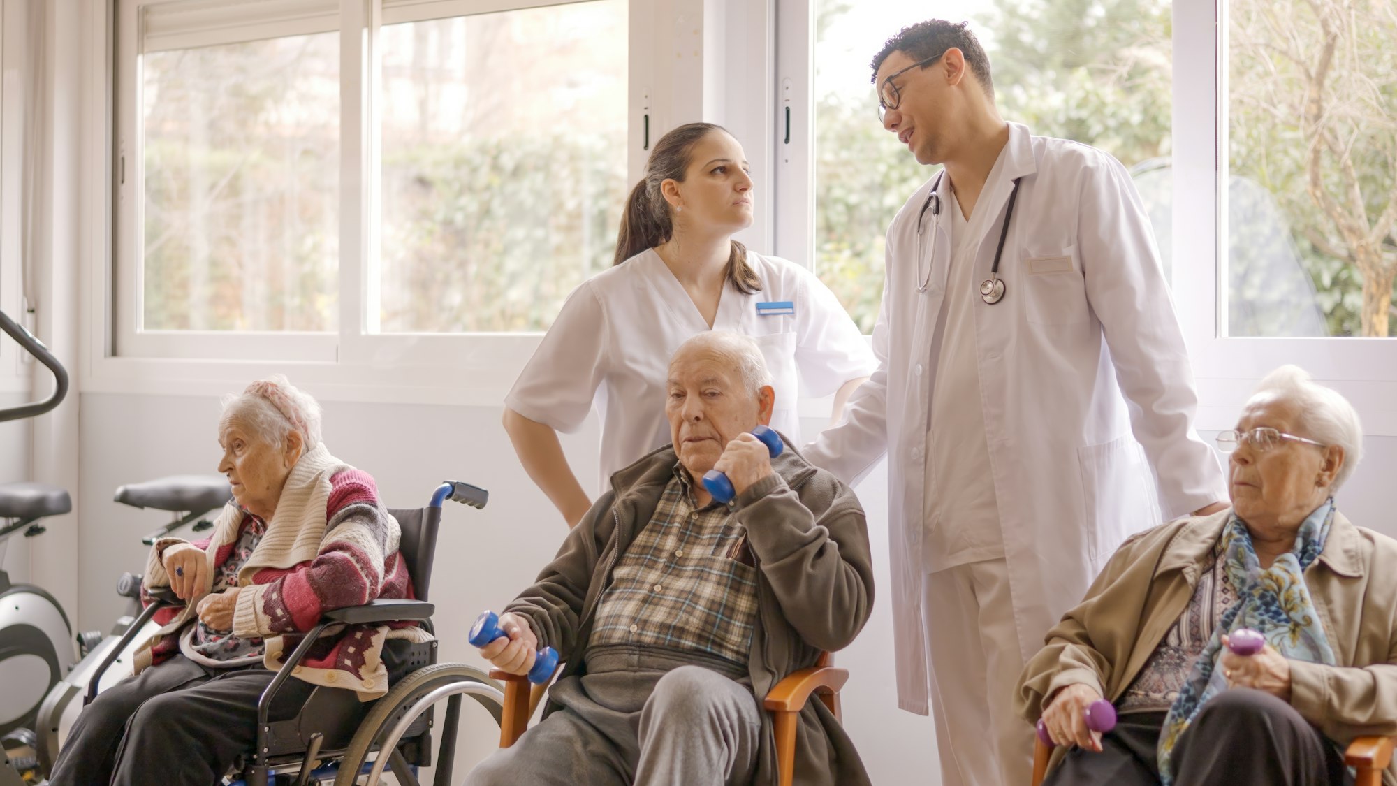 Find Geriatric Doctors Near Me: Essential Care for Seniors