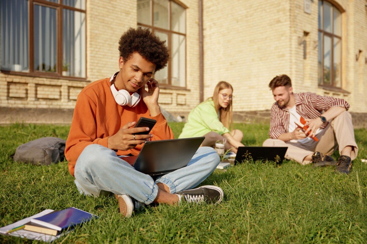 Graduate Studies Scholarships